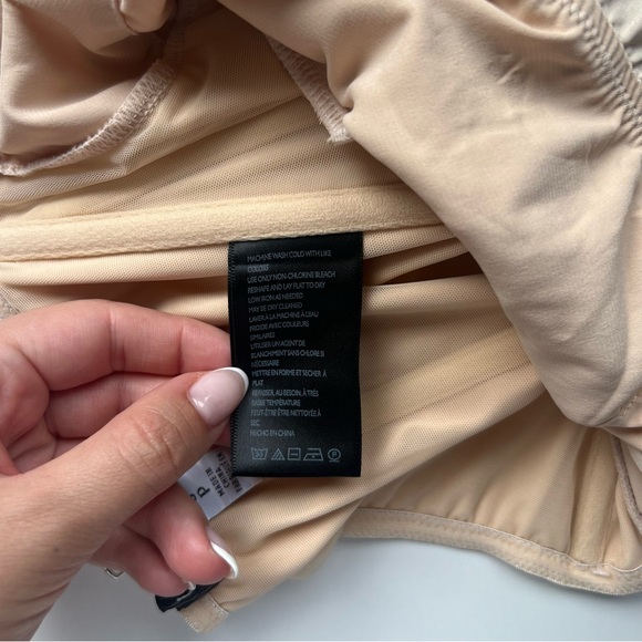 URBAN OUTFITTERS LEXI SATIN COWL CORSET TOP - Picture 8 of 9